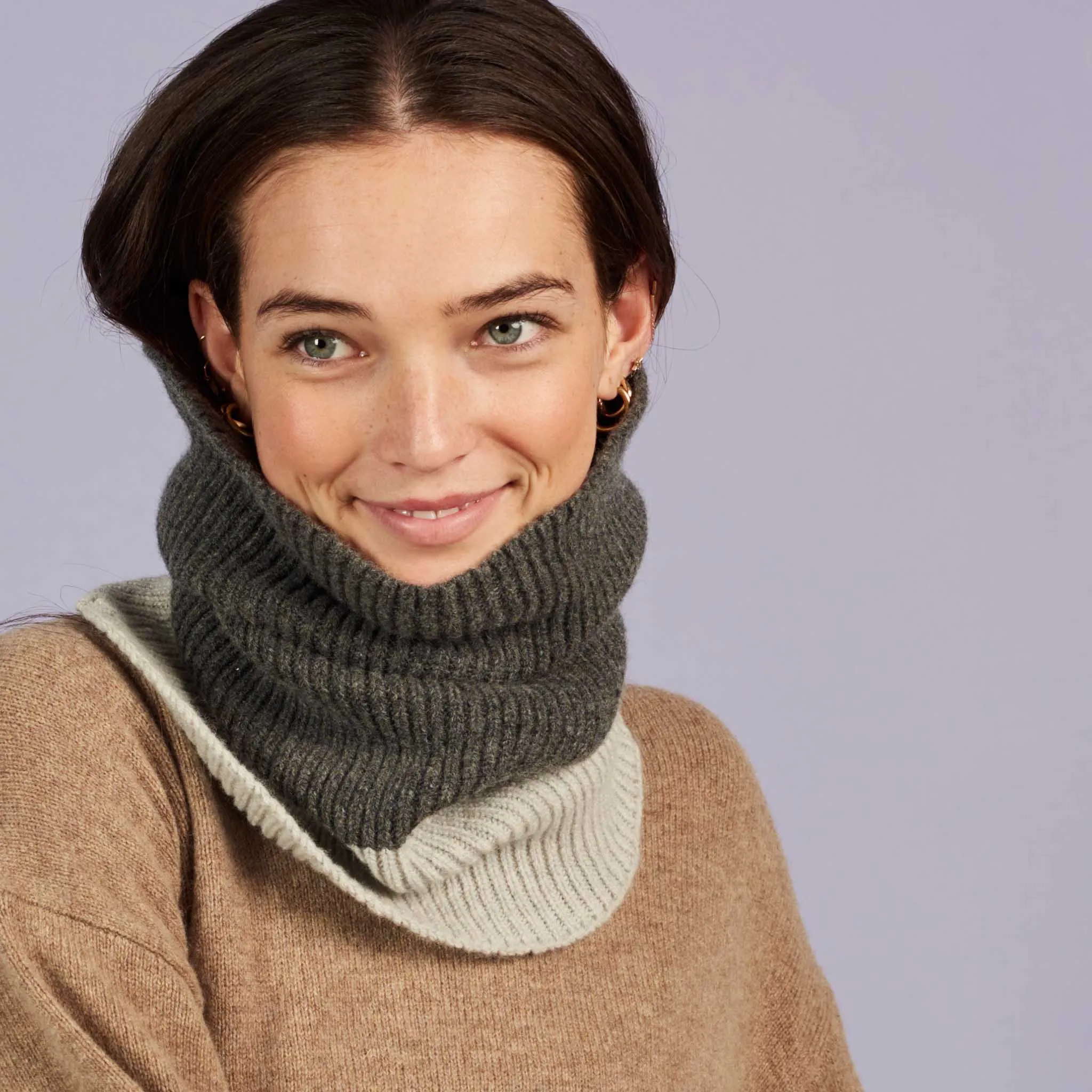 Grey Block Lambswool Snood