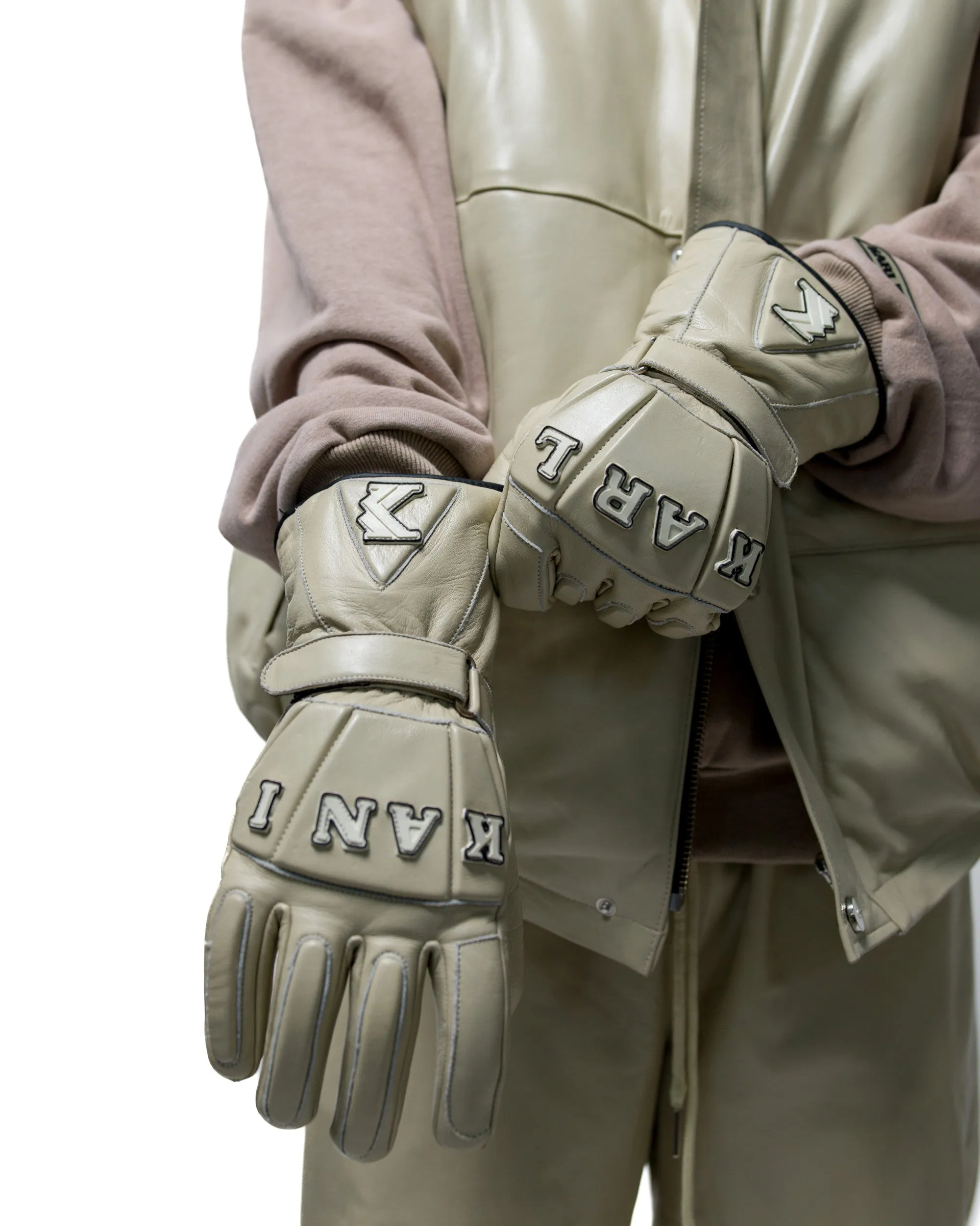 No Trace Gloves (Sand)